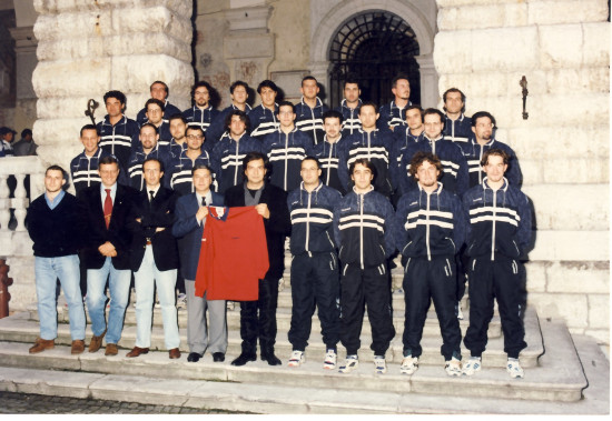 1996 Municipiuo Feltre Presentazione squadra con Sindaco Vaccati e Pres. Stemberger